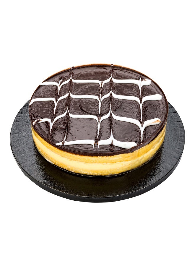 Restaurantware Pastry Tek 10 Inch Cake Board, 1 Durable Cake Drum - Round, Covered Edges , Black Paper Cake Base, Disposable, For Birthdays, Weddings, Or Parties - Image 2