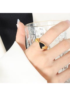 Greek Holiday Style Light Luxury Niche Personality White Sea Shell Titanium Steel 8k Gold Non-fading Ring Jewelry
