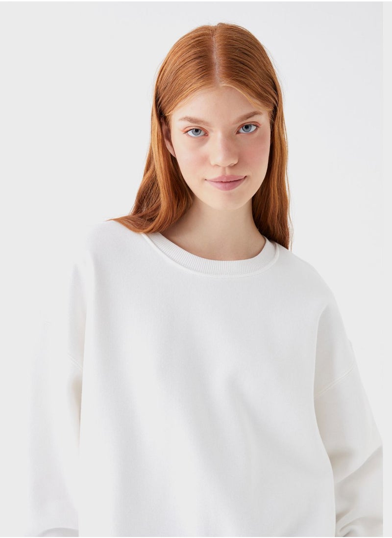 LC WAIKIKI Round Neck Oversized Sweatshirt  - Image 3