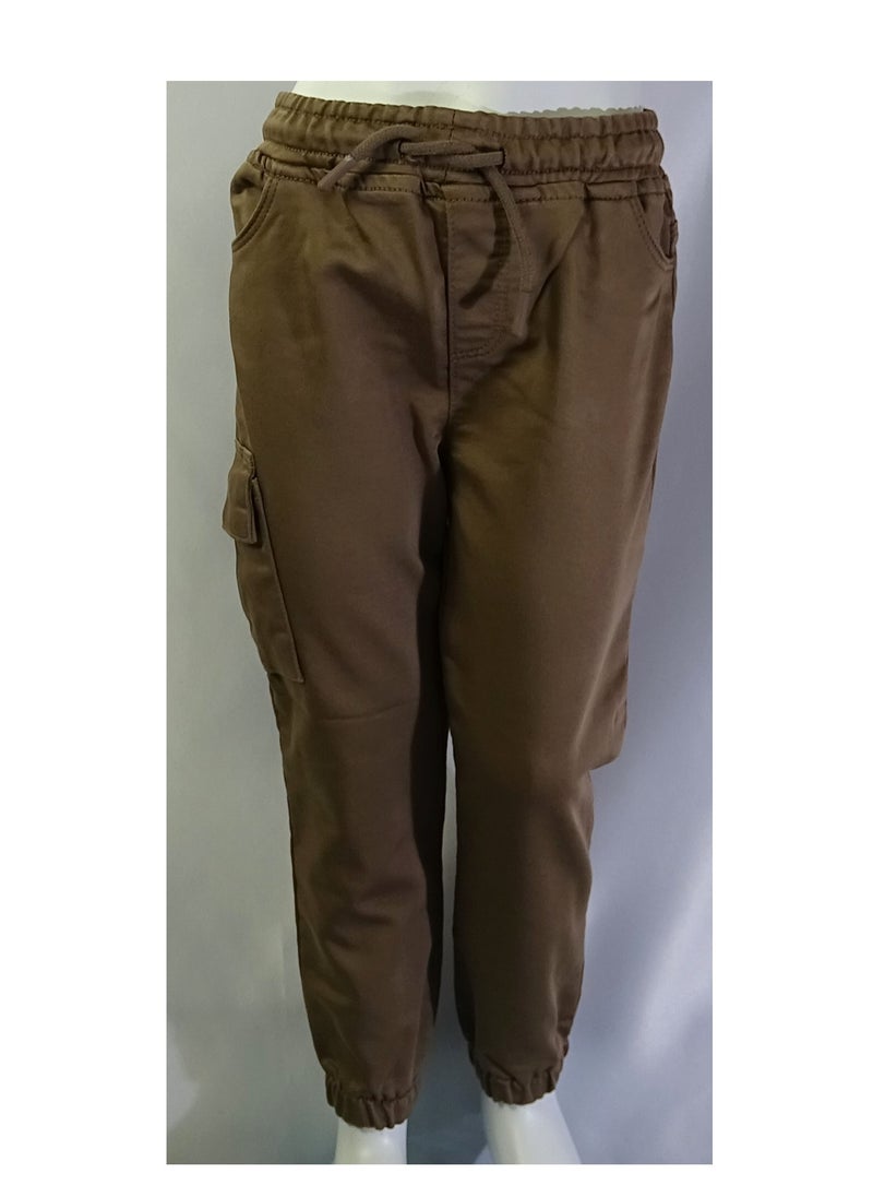 "Kids' pants with an elastic waistband and multiple pockets from the Shelter 23021 collection" - pzsku/Z5E5447B4641EDBC53A73Z/45/_/1724134120/334b9c8e-1cc4-40e3-9f1a-899f40ae7c0b