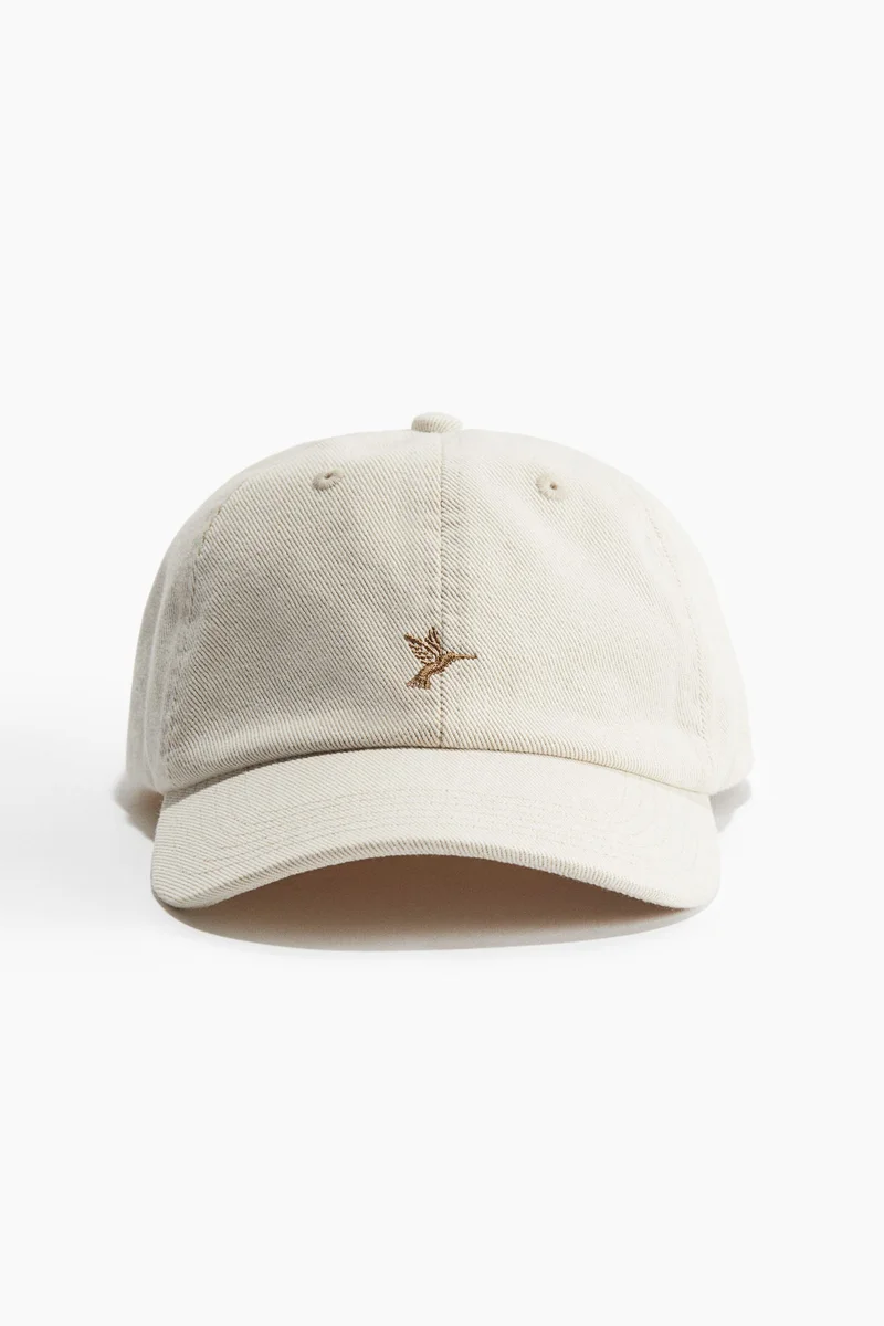 اتش اند ام قبعة من القطن بنقش مطرز