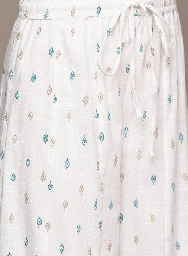 آي شين طقم كورتا وبنطال مع شال بلون أوف وايت بخامة رايون