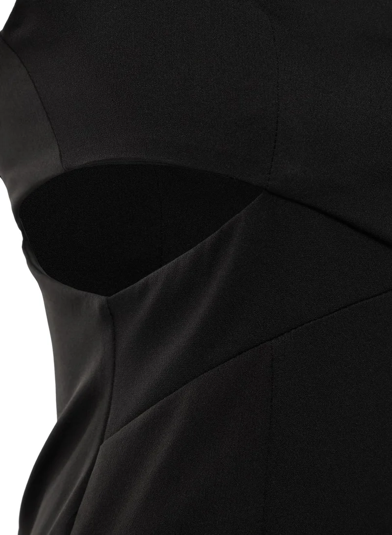 trendyol Cut Out Side Split Dress