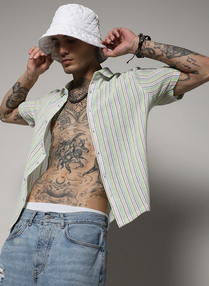 كامبوس سوترا قميص منسوج مخطط غير متوازن باللونين الأصفر والوردي للرجال