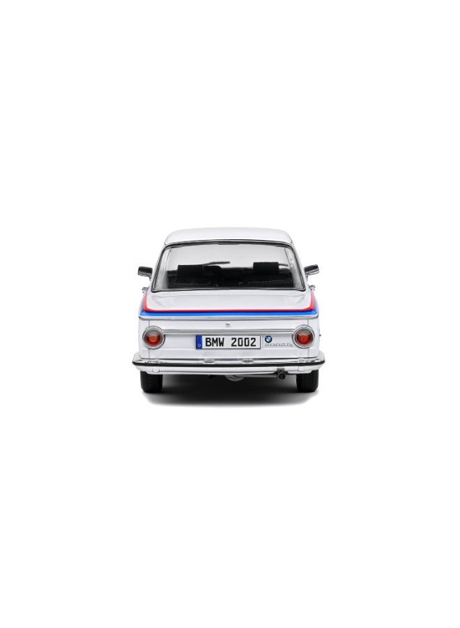 Solido BMW 2002 Tii Turbo Evocation White 1971 Diecast Model Car, 1:18 Scale, Opening Front Doors, Steerable Wheels, Official BMW Collector Display Model - Image 3