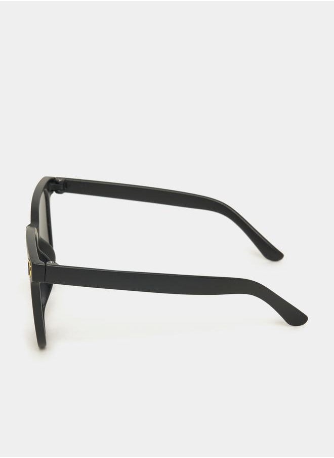 Styli - Letter Detail Solid Square Sunglasses - Image 1