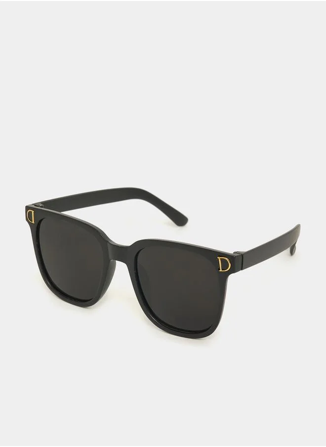 ستايلي Letter Detail Solid Square Sunglasses