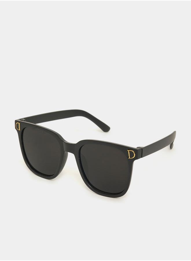 Styli - Letter Detail Solid Square Sunglasses - Image 1