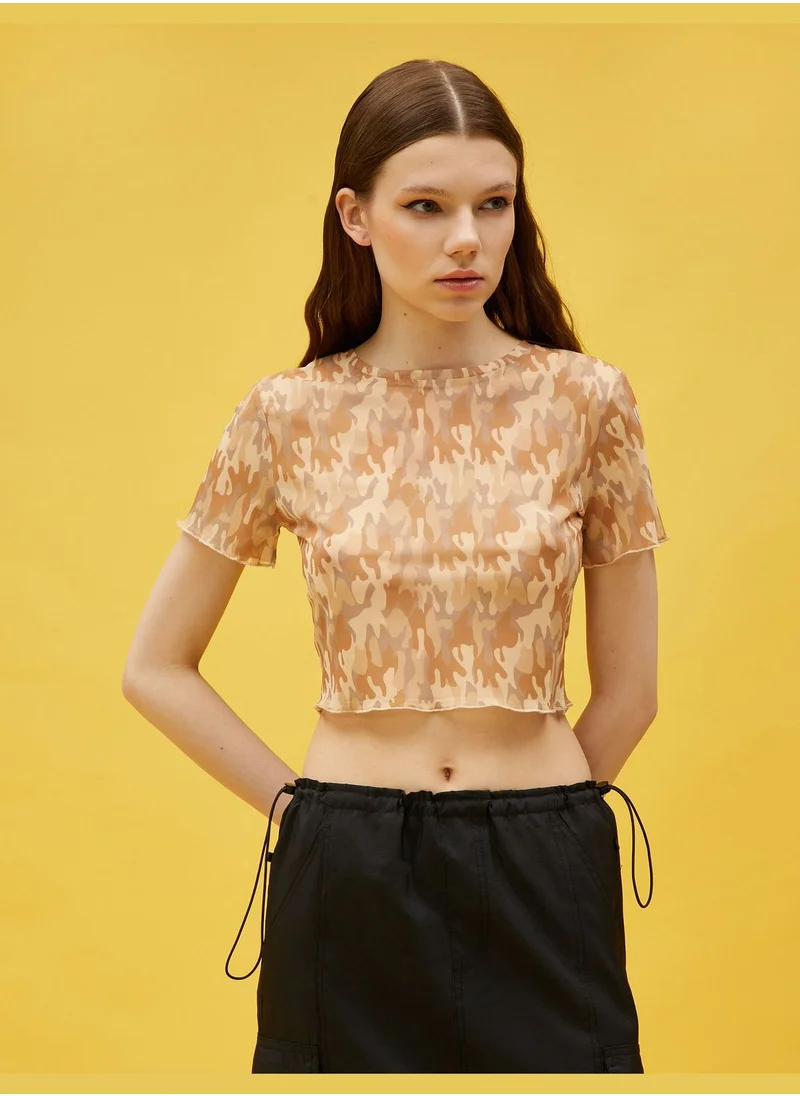 KOTON Short Sleeve Camouflage Patterned Crop T-Shirt