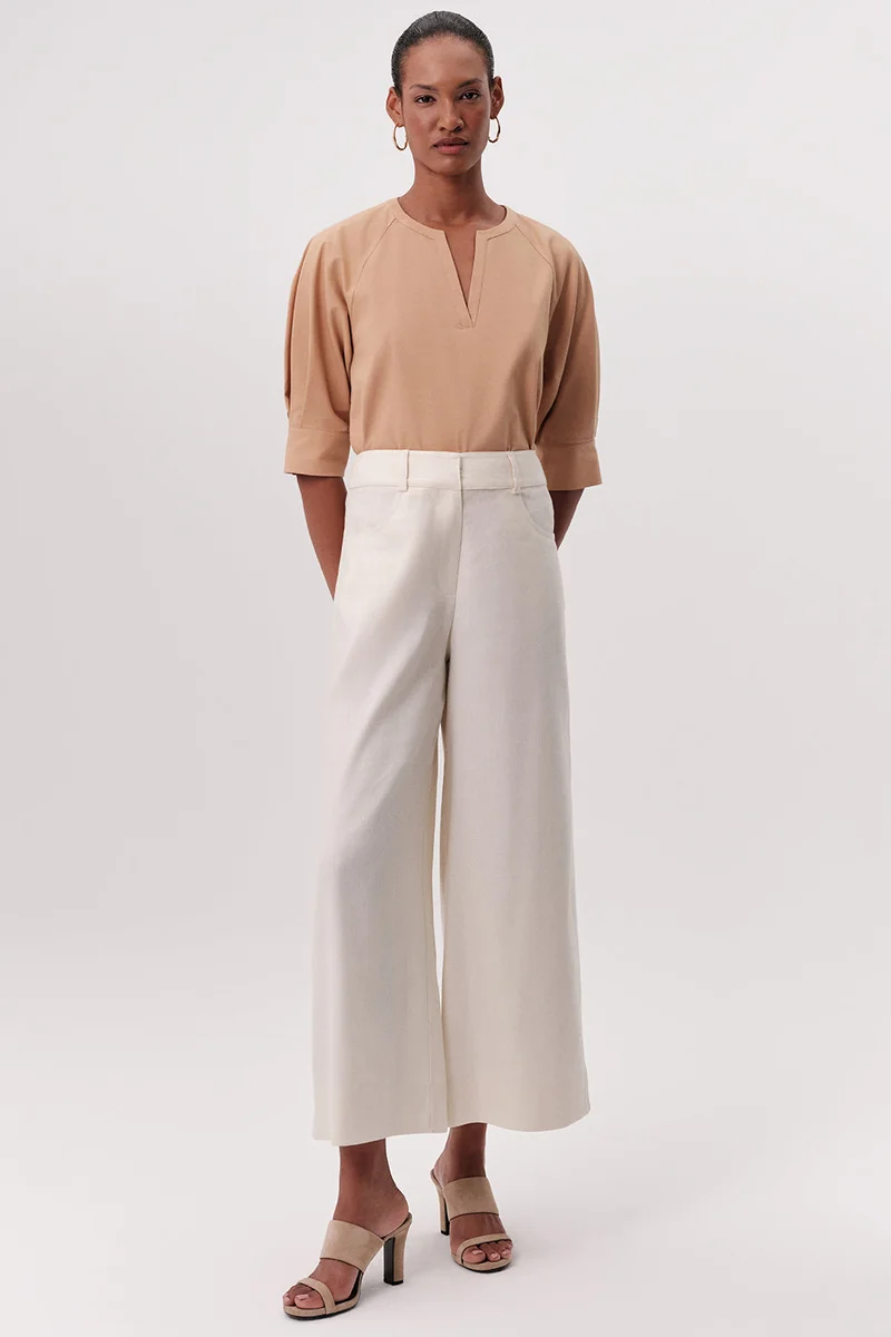 EXQUISE High-Waisted, Zip-Up, Pocketed, Wide-Leg, Regular Cream Trousers