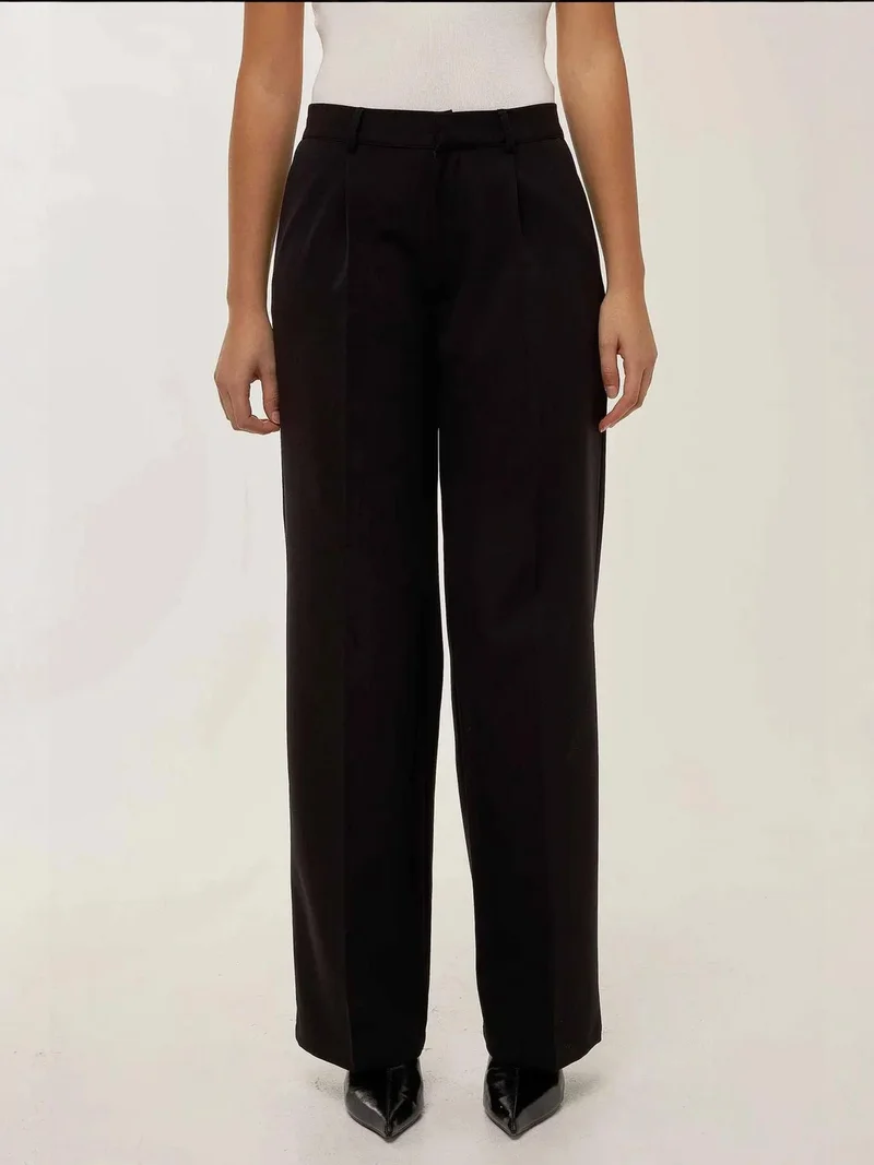 زوبعة بنطلون مستقيم مطوي