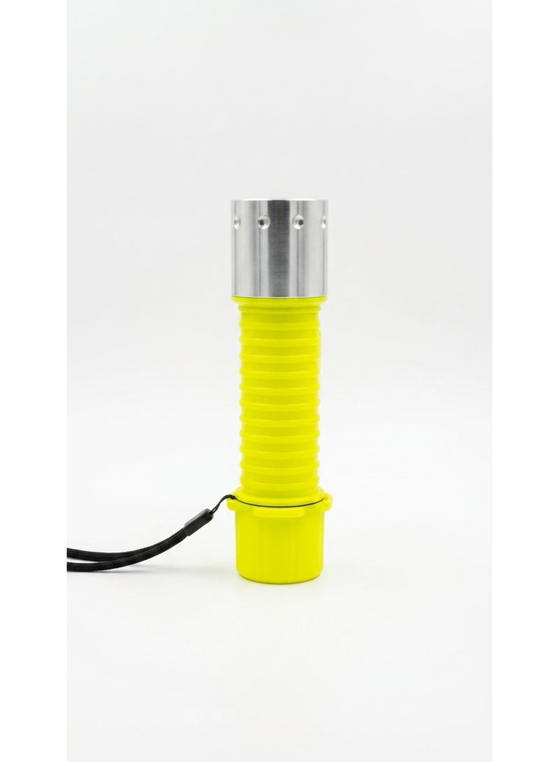 CREE LED Professional Diving Flashlight - High Lumen Waterproof Underwater Scuba Safety Torch, Submersible Light for Snorkeling, Swimming, and Outdoor Night Activities - Image 5
