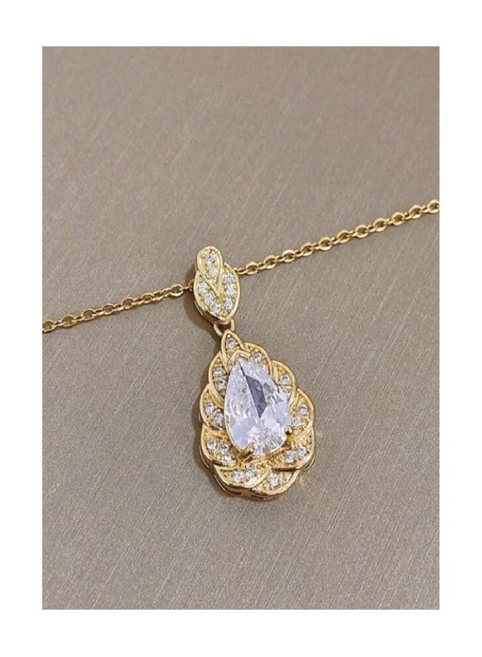 Attractives Trendy Stainless Steel Gold Plated Necklace For Women - Image 4