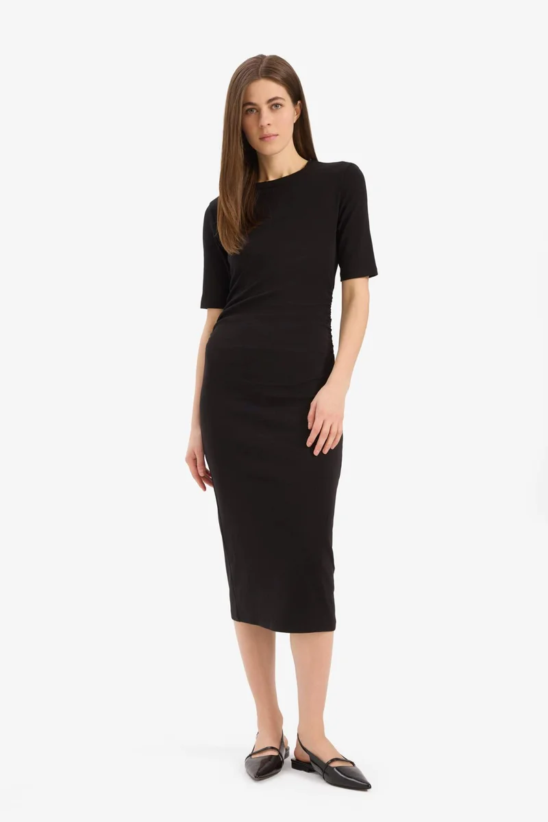 ديفاكتو Bodycon Crew Neck Basic Rib Short Sleeve Midi Dress
