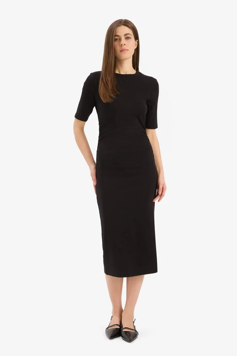 ديفاكتو Bodycon Crew Neck Basic Rib Short Sleeve Midi Dress