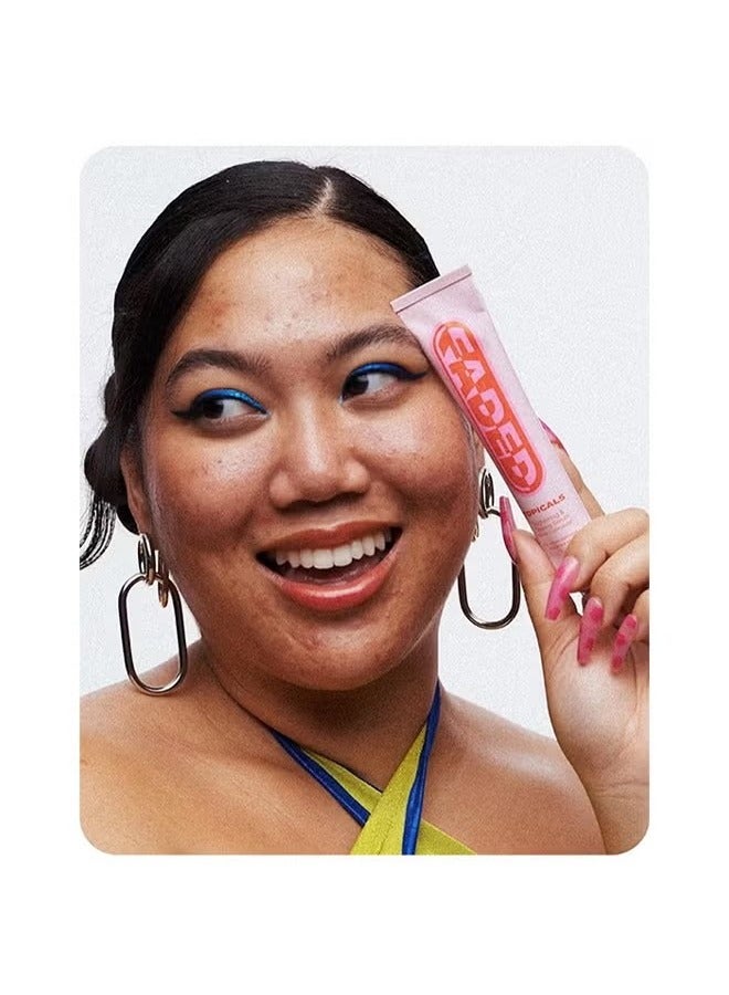 Topicals Brightening and Clearing Serum | Reduces Discoloration, Post-Blemish Marks, Scars and Spots | Contains Kojic Acid and Niacinamide | Dermatologist-tested, Vegan, Cruelty-Free (50ml/1.7 Fl Oz) - Image 2