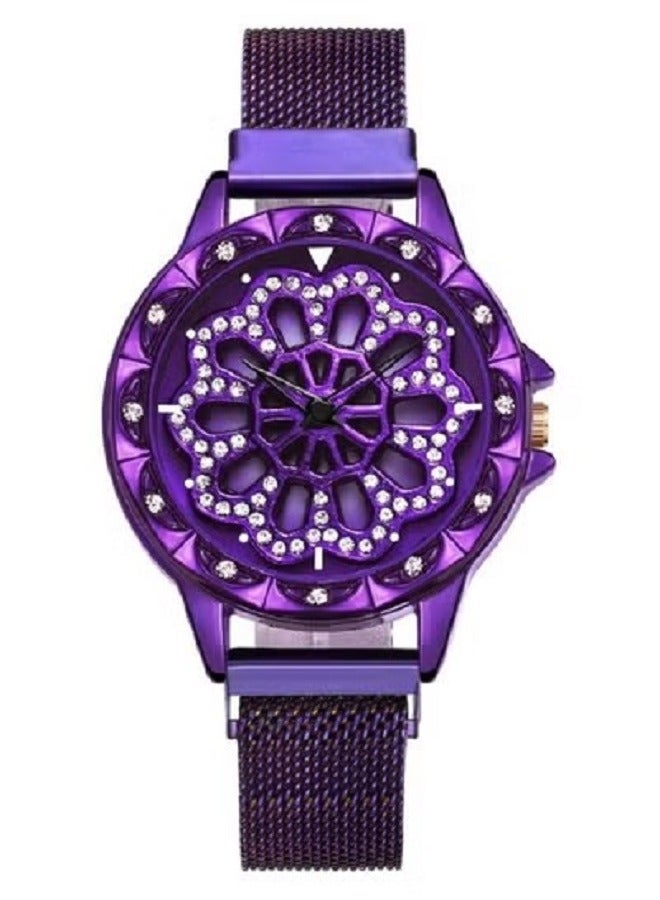 Elegant women's watch with a modern design, perfect for daily wear and special occasions