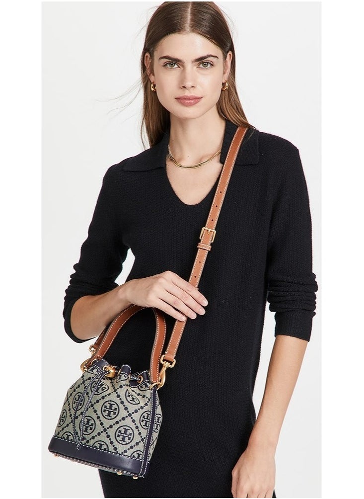 Tory Burch Large T Monogram Jacquard Bucket Bag - pzsku/Z5E763E18B753715265BAZ/45/_/1732263230/bdc40885-4f34-44b6-b155-21d338d5da33