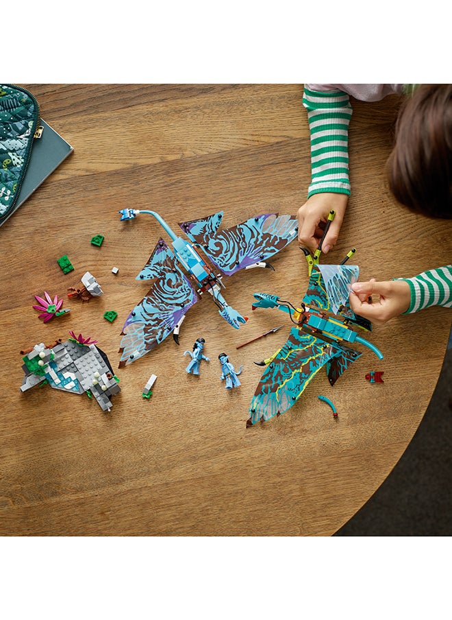 LEGO Avatar Jake & Neytiri’S First Banshee Flight 75572 Building Toy Set; A Fun Playset For Kids And Fans Of The Avatar Film; This Toy Makes An Appealing Birthday Gift Or Christmas Present For Ages 9+ (572 Pieces)  - Image 4