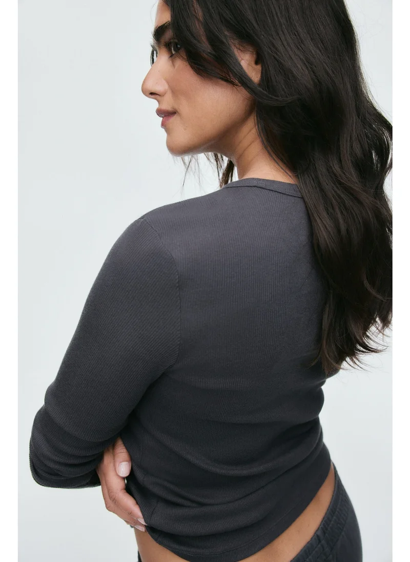 H&M Ribbed cotton top