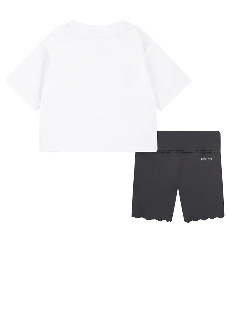 نايكي NKGSWOOSHMOTIONBIKESHORTS
