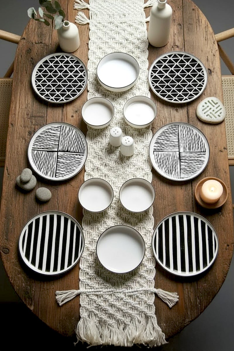 كيتشن لايف طقم فطور خزفي Pop باللونين الأسود والأبيض – 12 قطعة لعدد 6 أشخاص - Image 1