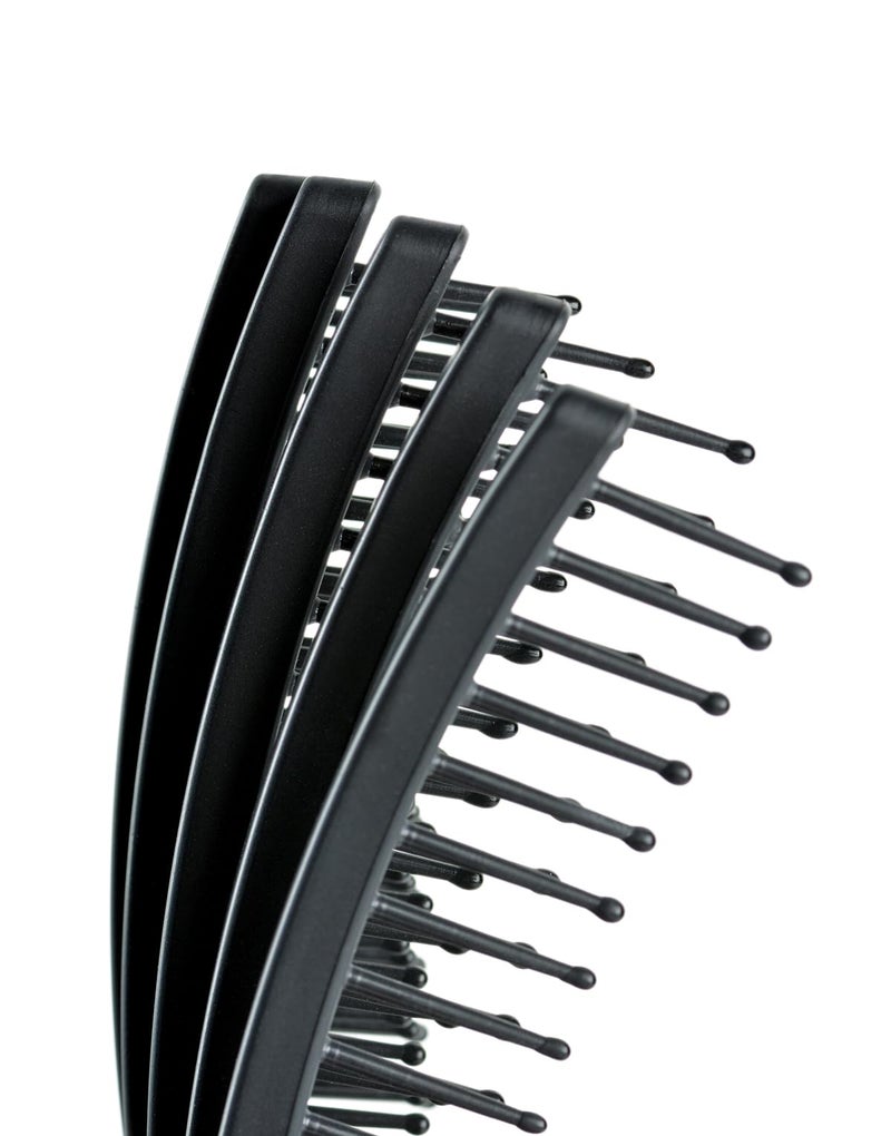 KareCo Premium Tangle Buster Brush â€“ Soft Nylon Travel-Friendly Bristles â€“ Long Durable Rubber Handle â€“ Ideal for Wet and Dry Hair & Easy Grooming, Cashmere Color - Image 3