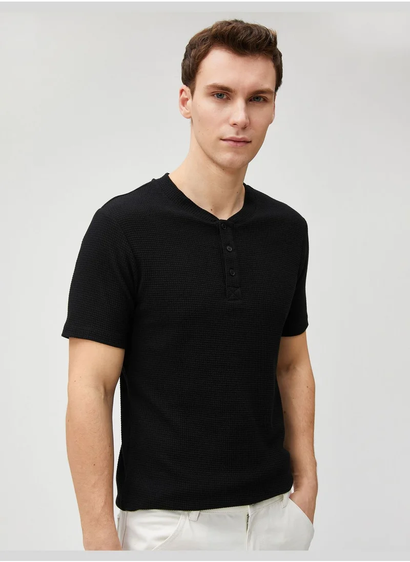 كوتون Basic T-Shirt Mandarin Collar Buttoned Slim Fit Short Sleeve