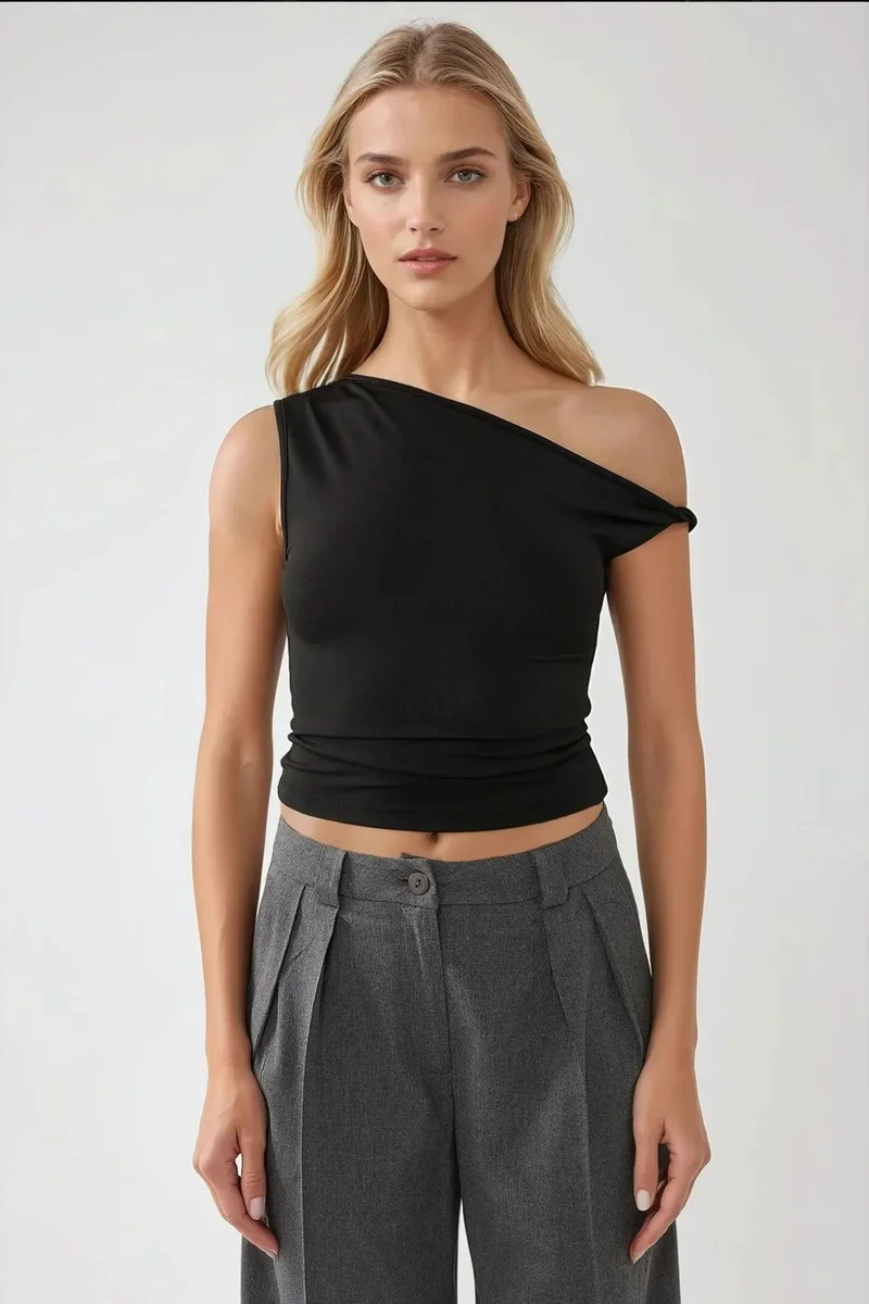 Hiccup Asymmetrical Neck Off-Shoulder Slim Fit Top