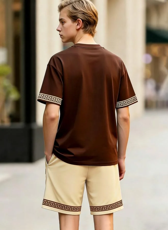 تايك تو طقم منسق من تيشيرت مطبوع وشورت للرجال