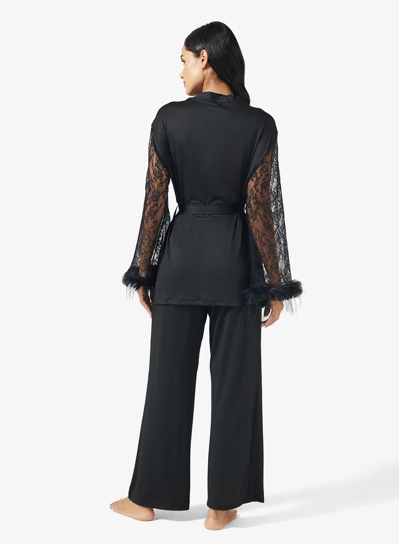 جينجر Lace Detail Wrap Around Robe & Pyjama Set