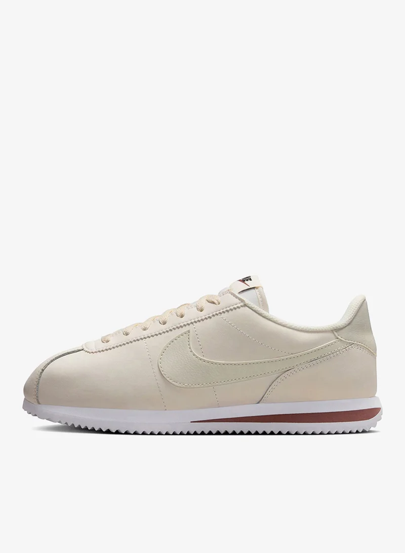 نايكي كورتيز