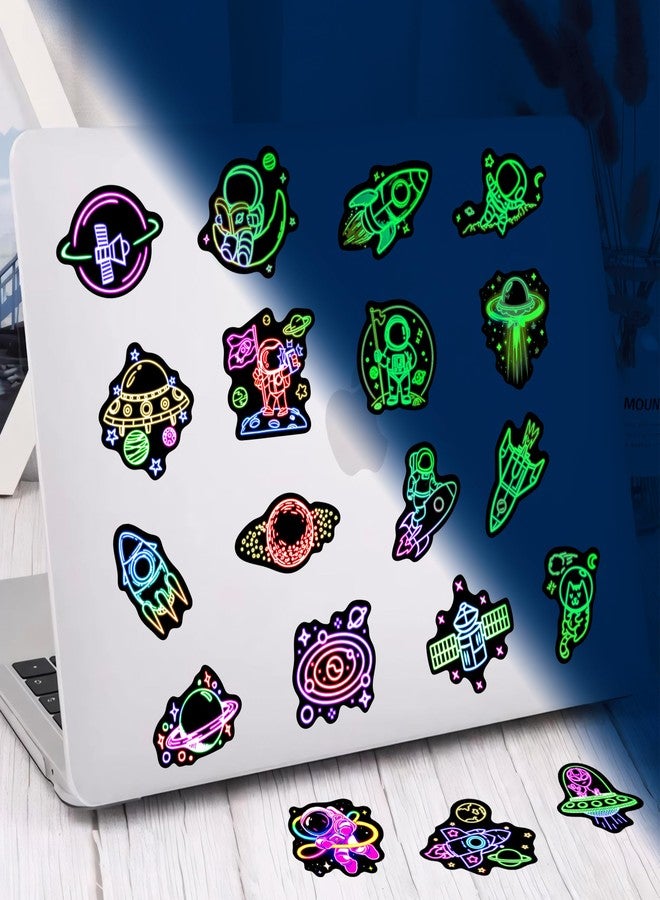 Robmoda مجموعة ملصقات رواد فضاء نيون من روب مودا، 52 قطعة، للأطفال، تتوهج في الظلام، ملصقات فضائية مقاومة للماء لزجاجات المياه، ملصقات فينيل لأجهزة الكمبيوتر المحمولة للمراهقين والشباب والطلاب والبالغين - Image 3