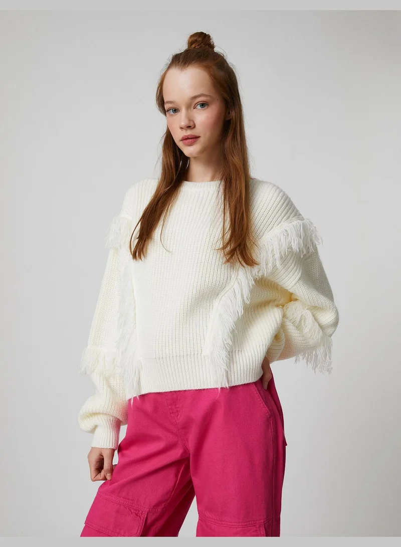 KOTON Tassel Detail Long Sleeve Crew Neck Knitted Sweater
