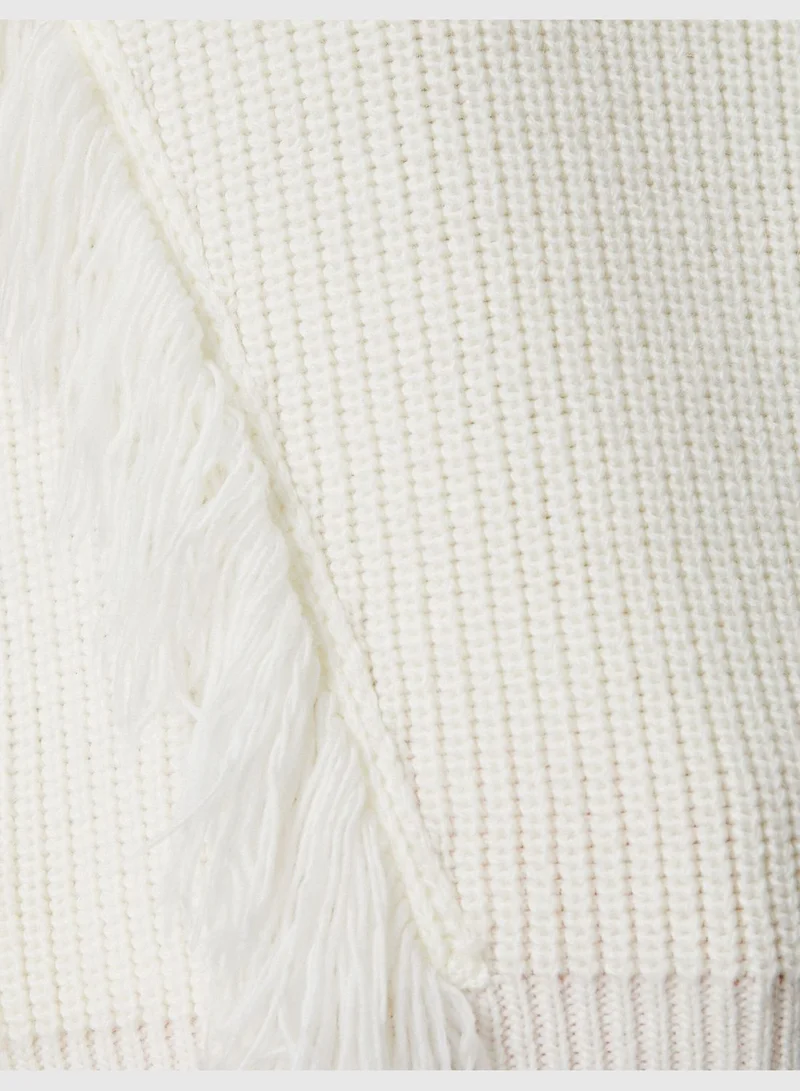 KOTON Tassel Detail Long Sleeve Crew Neck Knitted Sweater