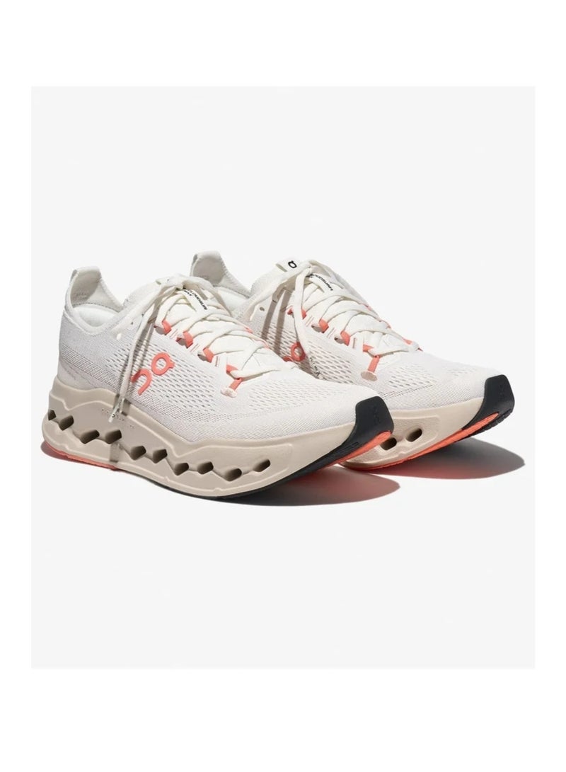 on Cloud surfer max sneakers Ivory/salmon - Image 1