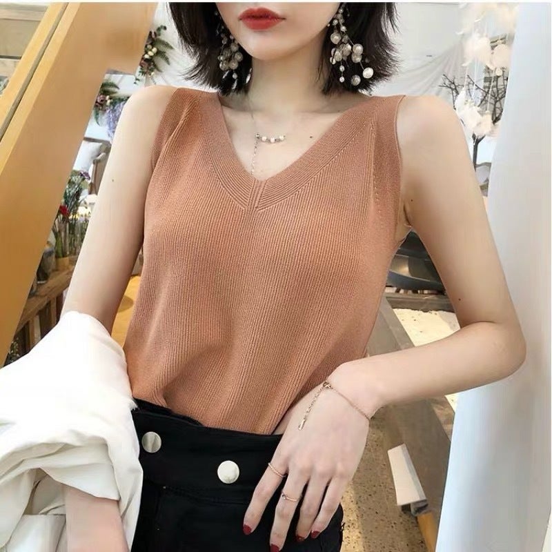 Camisole womens inner wear ice silk wool outer wear 2023 Summer sleeveless knitted loose V-neck short bottoming shirt Black  - Image 4