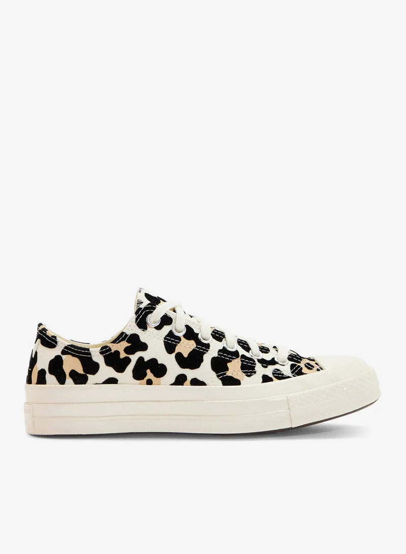 Chuck 70