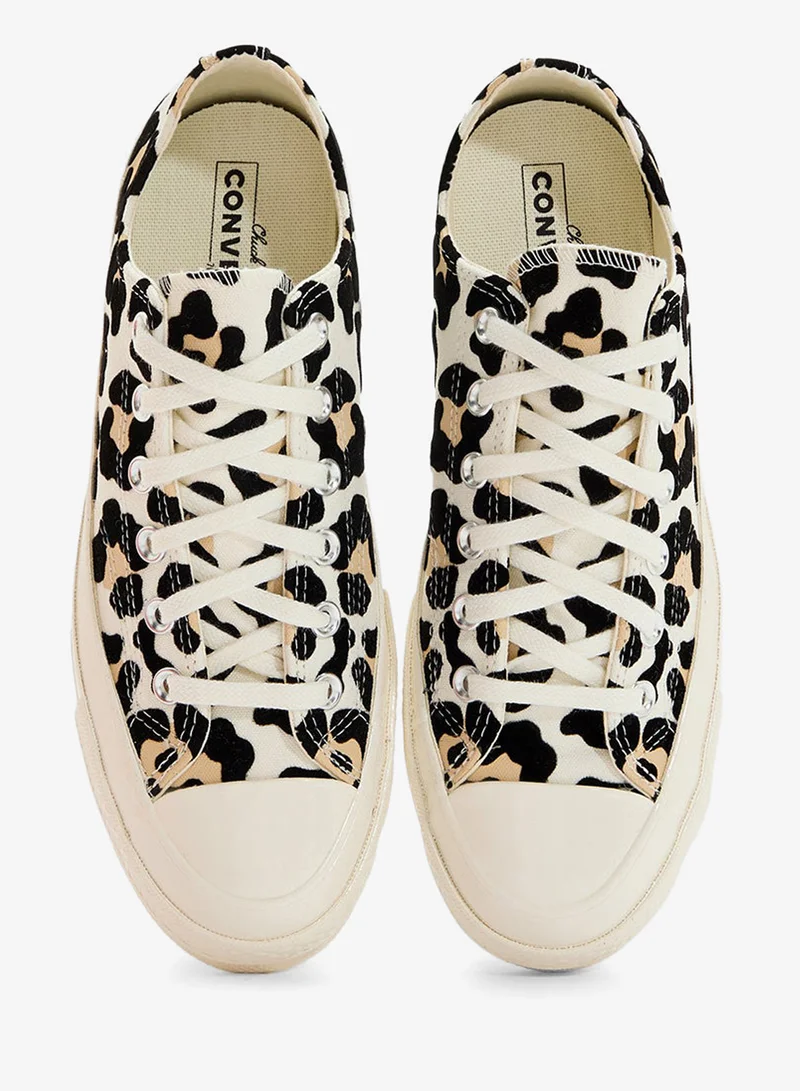 CONVERSE  Chuck 70  | Best Price UAE