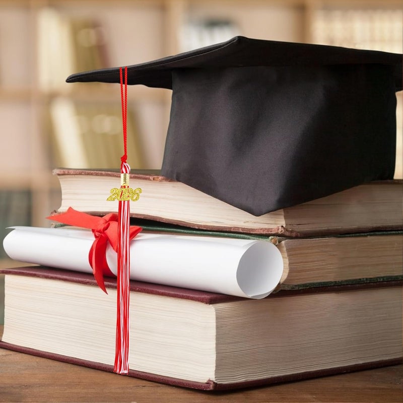 QEYMN شرابة تخرج 2026، شرابة تخرج حمراء وبيضاء، شرابات قبعة التخرج، شرابات 2026 مع قلادة ذهبية لعام 2026 لإكسسوارات وزينة قبعة التخرج لحفلات قبعة الخريجين - Image 4