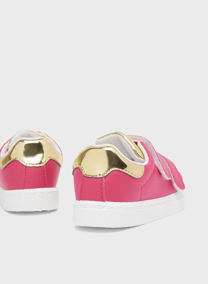 GUESS Infant Baby Lucy Velcro Sneakers