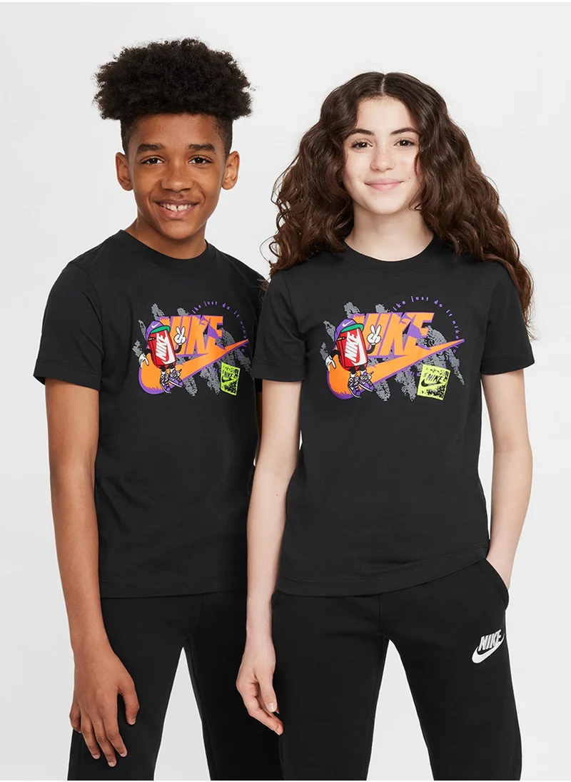 نايكي Youth Nsw Boxy 1 Futura T-Shirt