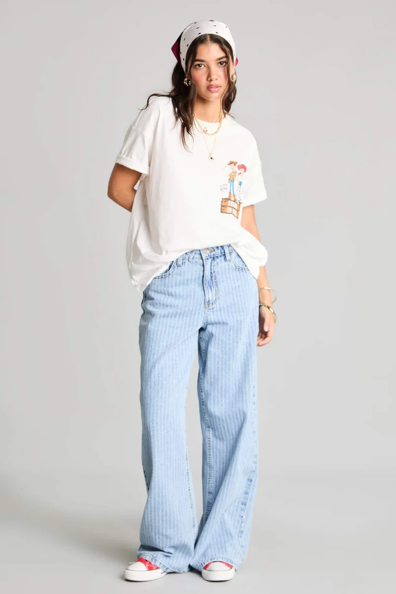 ديفاكتو Toy Story Licensed Oversize Back Print Ribbed T-Shirt