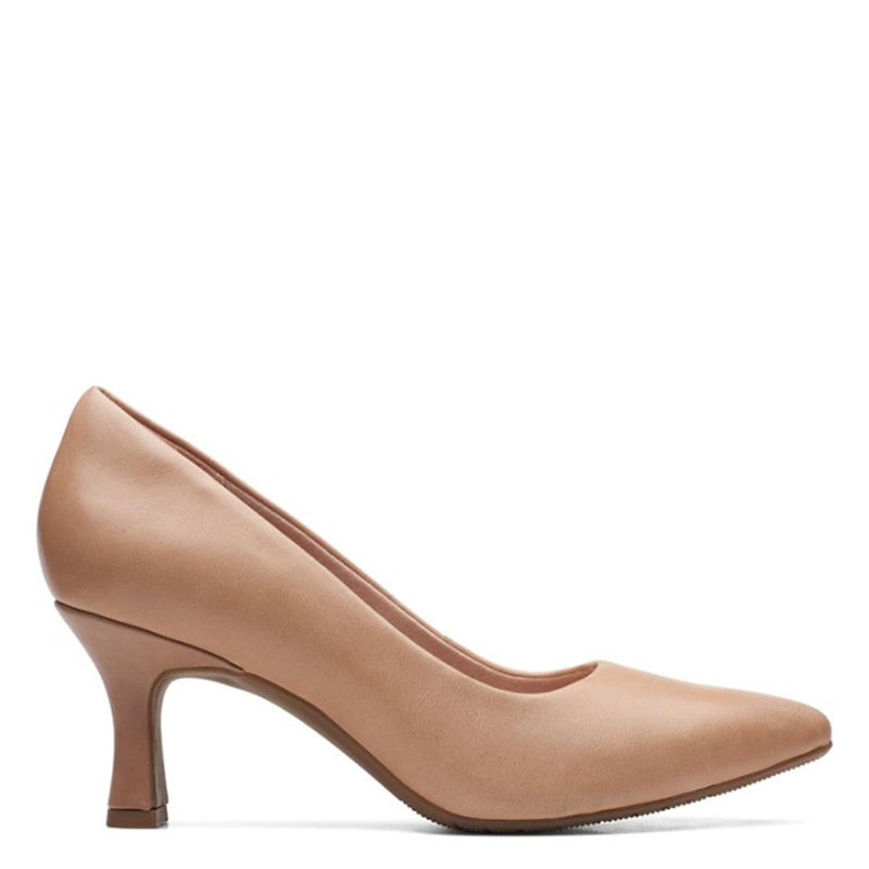 Clarks Collection Women's Kataleyna Gem Pump, Warm Beige Leather, 11 Medium US - Image 3