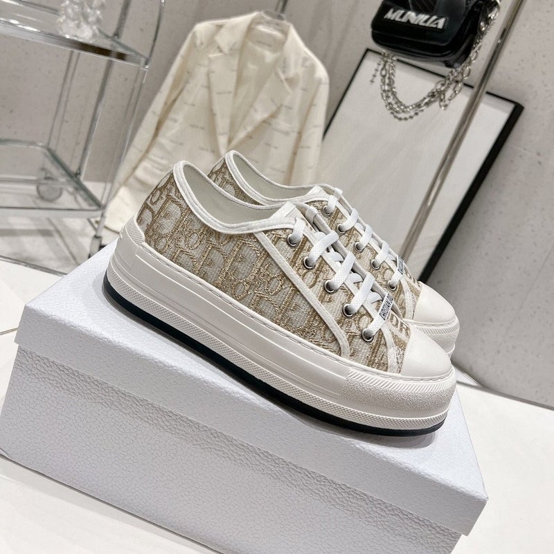 2024 Summer Men'S Shoes Breathable Thick-Soled Canvas Women'S Shoes Increased All-Match Embroidered Cloth Shoes Classic Letter Sports Board Shoes - Image 5