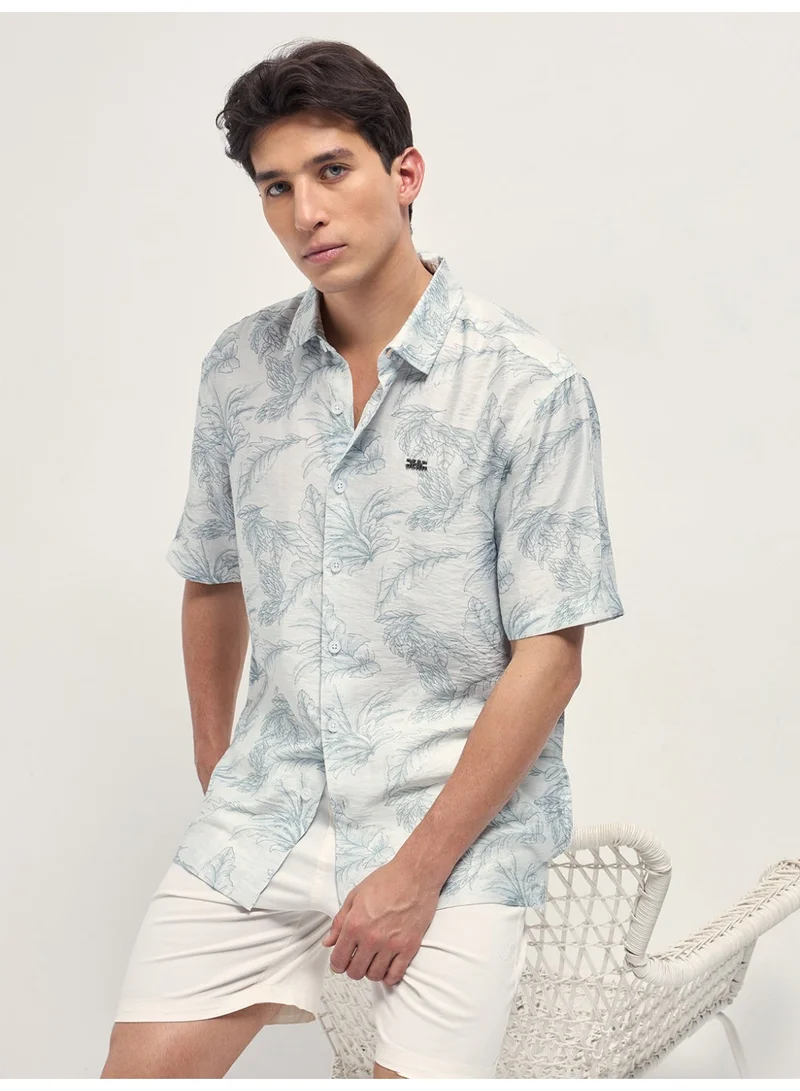 THE BEAR HOUSE Men’s Classic Short Sleeve Casual Shirt – Lightweight, Breathable, and Designed for a Smart Yet Easygoing Look All Day Long