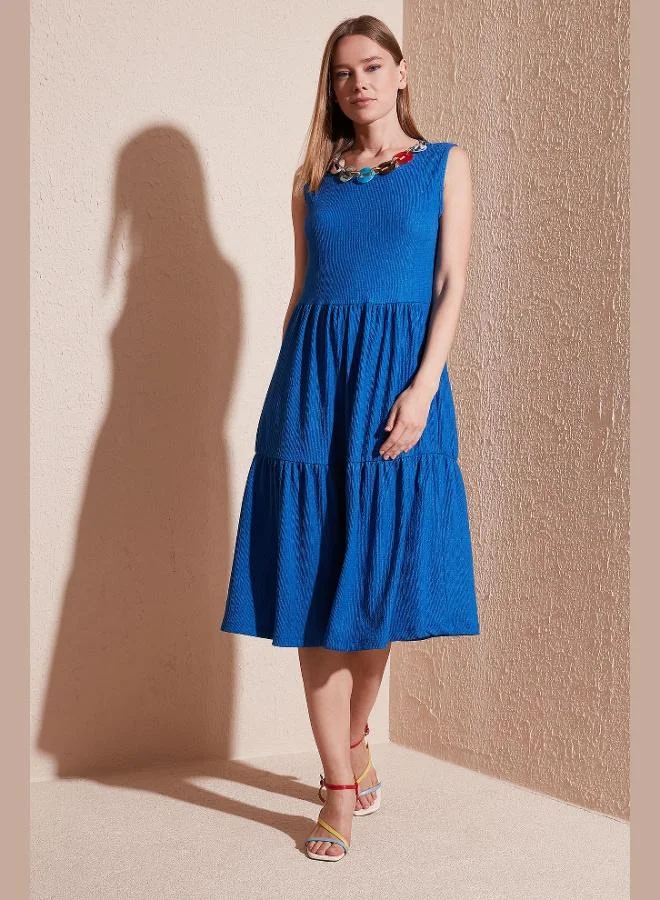 Lela Lela Necklace Detail Relaxed Fit Sleeveless Midi Dress Women's Dress 5865099