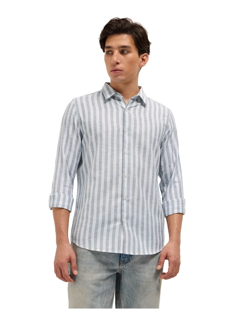 THE BEAR HOUSE Men’s Long Sleeve Shirt – Classic, Comfortable and Stylish Essential for Work, Travel or Casual Outings