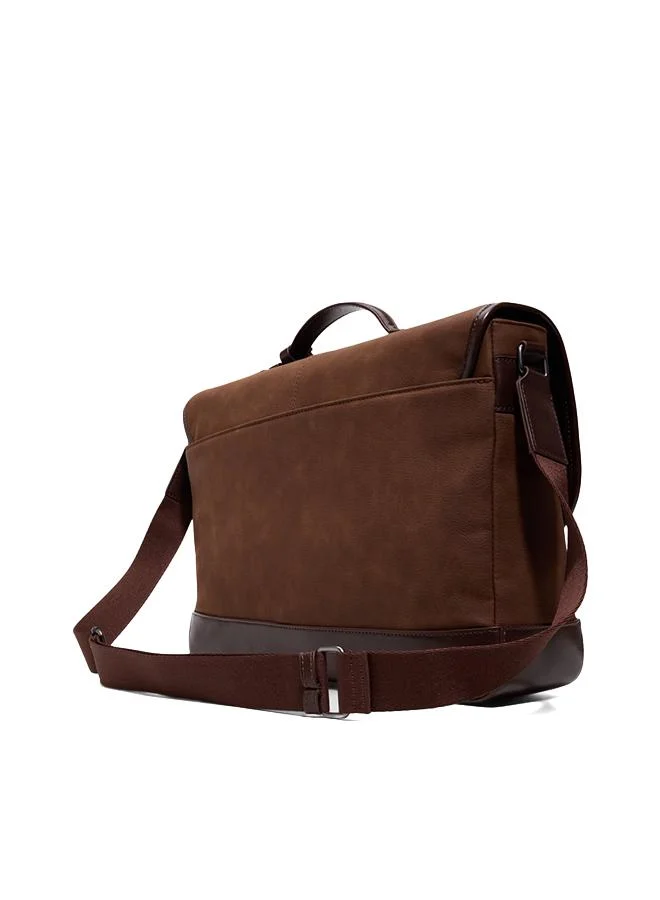 الدو Arlos Men Brown Messenger Bag