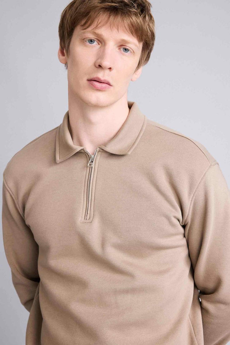 DeFacto Thick Fabric Sweatshirt - Image 4